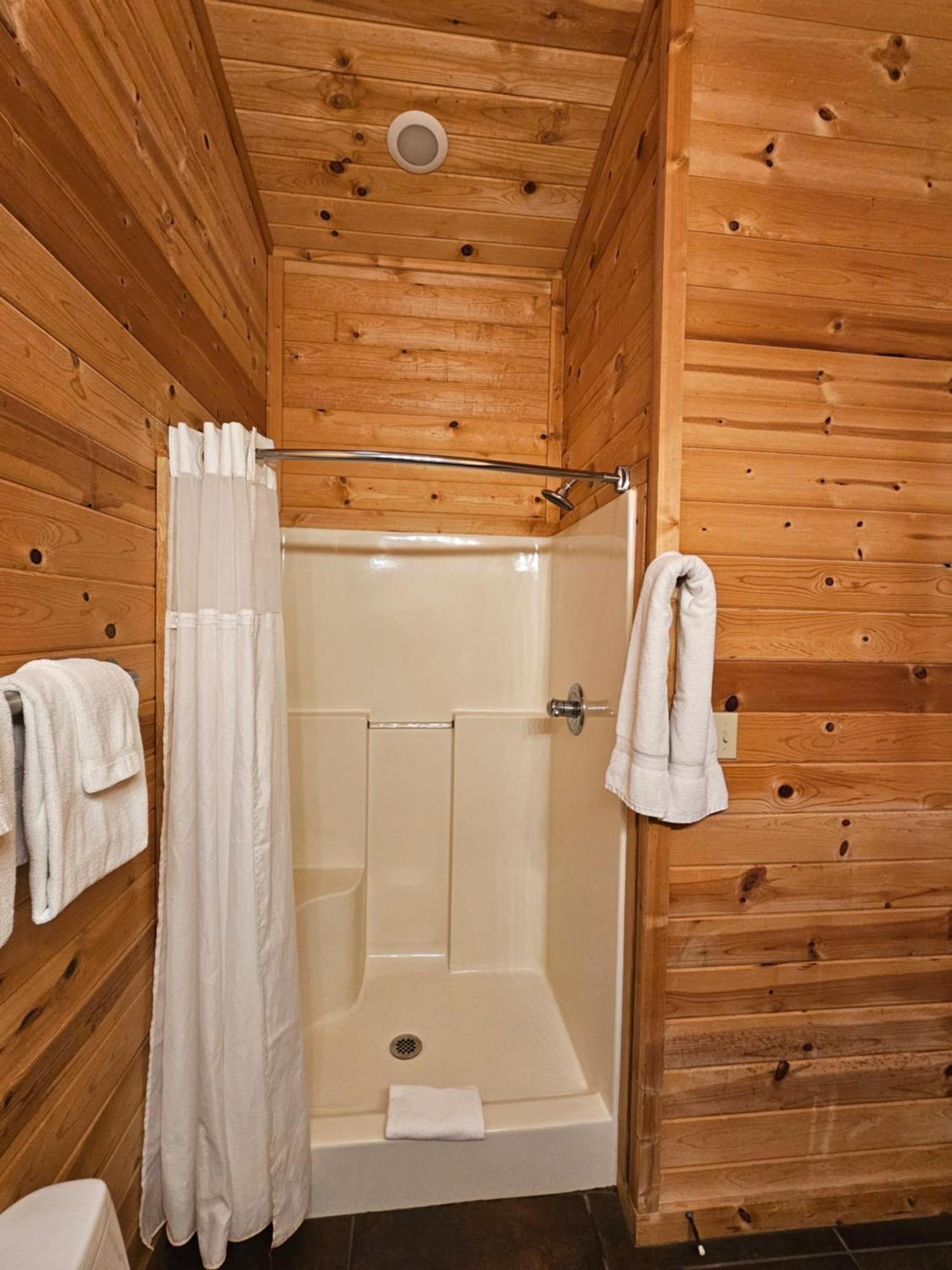 5 Min To Beaver Lake-King Bed-Fire Pit-Jetted Tub #3 Eureka Springs Exteriér fotografie